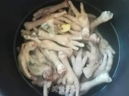 Make Boiled claws step 1