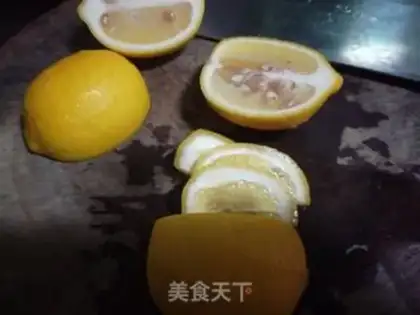 Make Lemon iced tea step 1