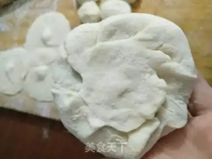 Make Pizza pig pie step 11