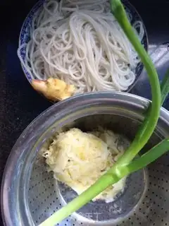 Make Sour sauce step 1