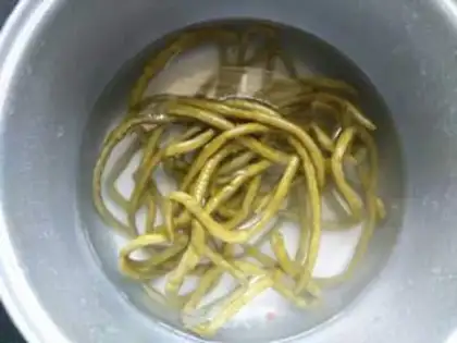 Make Garlic soybeans step 0