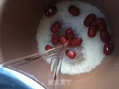 Make ♪ Cinnamon round red dates ♪ step 2