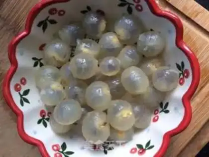 Make ♪ Cinnamon round red dates ♪ step 4