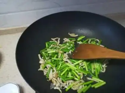 Make Garlic fried meat step 2