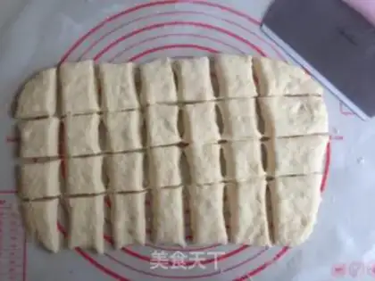 Make Let go of the meat and tear bread step 4