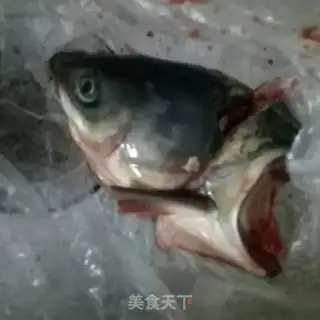 Make Fish-head cabbage soup step 1