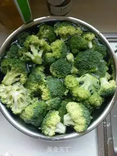 Make Garlic broccoli step 0