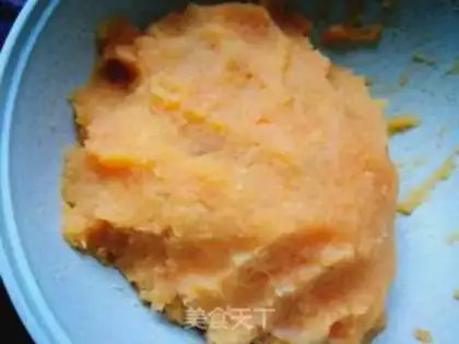 Make Red potato sesame rice ball step 3