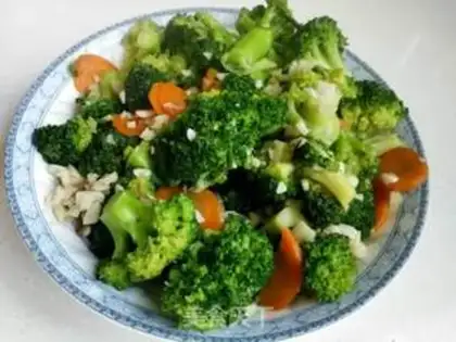 Make Garlic broccoli step 5