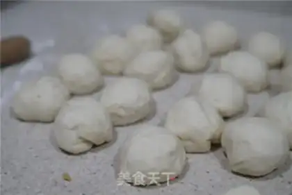 Make Meat pine buns step 5