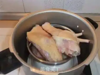 Make A simple hand tore a chicken step 0