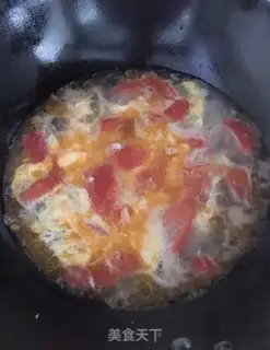 Make Tomato egg soup step 4