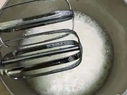 Make Six-inch twilight cake step 1