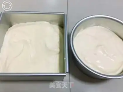 Make Six-inch twilight cake step 12