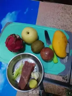 Make The ridge of the berry step 0