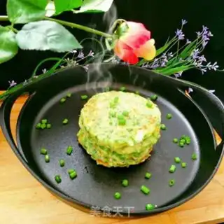 Make Onion eggs and vegetables step 0
