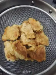 Make The ridge of the berry step 9
