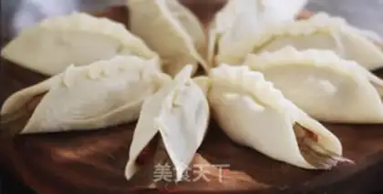 Make Shrimp hugs egg dumplings step 4