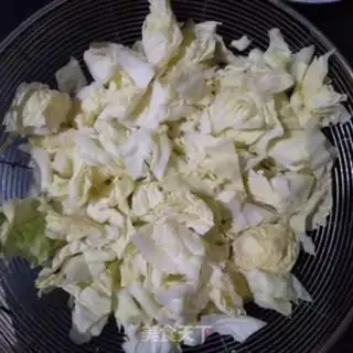 Make They always make cabbage step 1