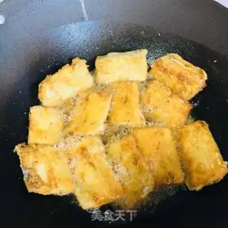 Make Jell-O fish step 3