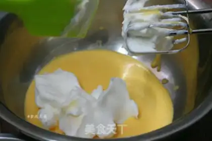 Make Mango cake rolls step 6