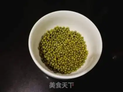 Make Lily green bean congee step 0