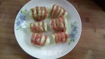 Make The lantern cucumber step 5