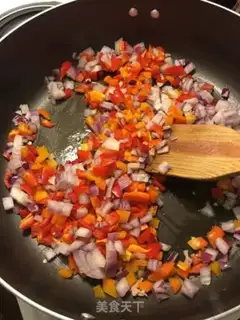 Make Spanish seafood step 4