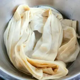 Make cucumber bean skin step 1