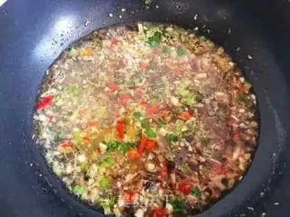 Make Garlic fan dolls step 5