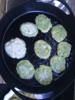 Make A broccoli eggcake step 6