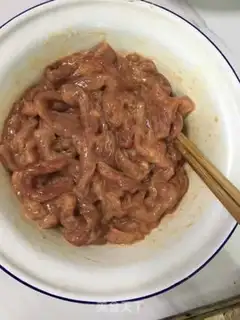 Make Tomato squint step 1