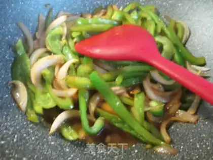Make Onion fried light pepper step 8