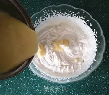 Make Two-colour vanilla ice bricks step 6