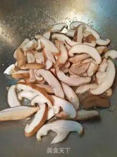 Make Fry mushrooms step 4