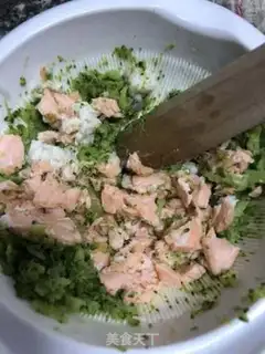 Make The salmon, orchid step 6