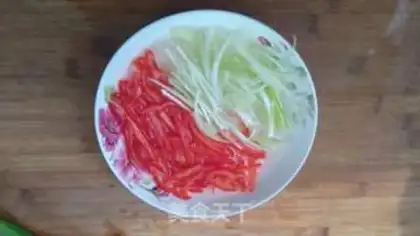 Make Summer cucumber shrimp step 2