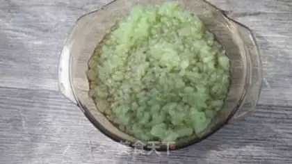 Make Summer cucumber shrimp step 9