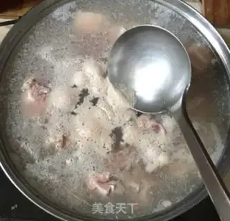 Make Pork soup step 1