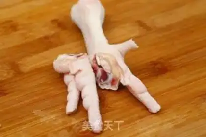 Make Sour chicken claws step 0