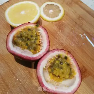 Make Bronco-cracker lemon tea step 1