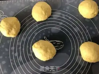 Make Pumpkin pack step 5