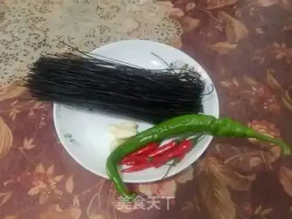 Make Spicy root powder step 0