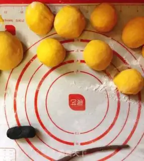 Make Milk pumpkin chicken step 4