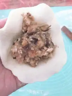 Make Frozen pork buns step 7