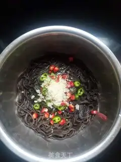 Make Spicy root powder step 3