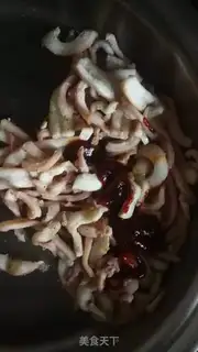 Make Spicy squid silk step 1