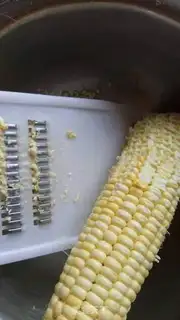 Make Fresh corn congee step 1