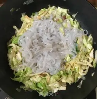 Make A cabbage swirl step 5