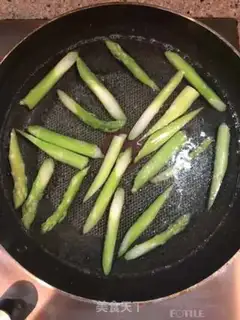 Make Bacon rolls step 1